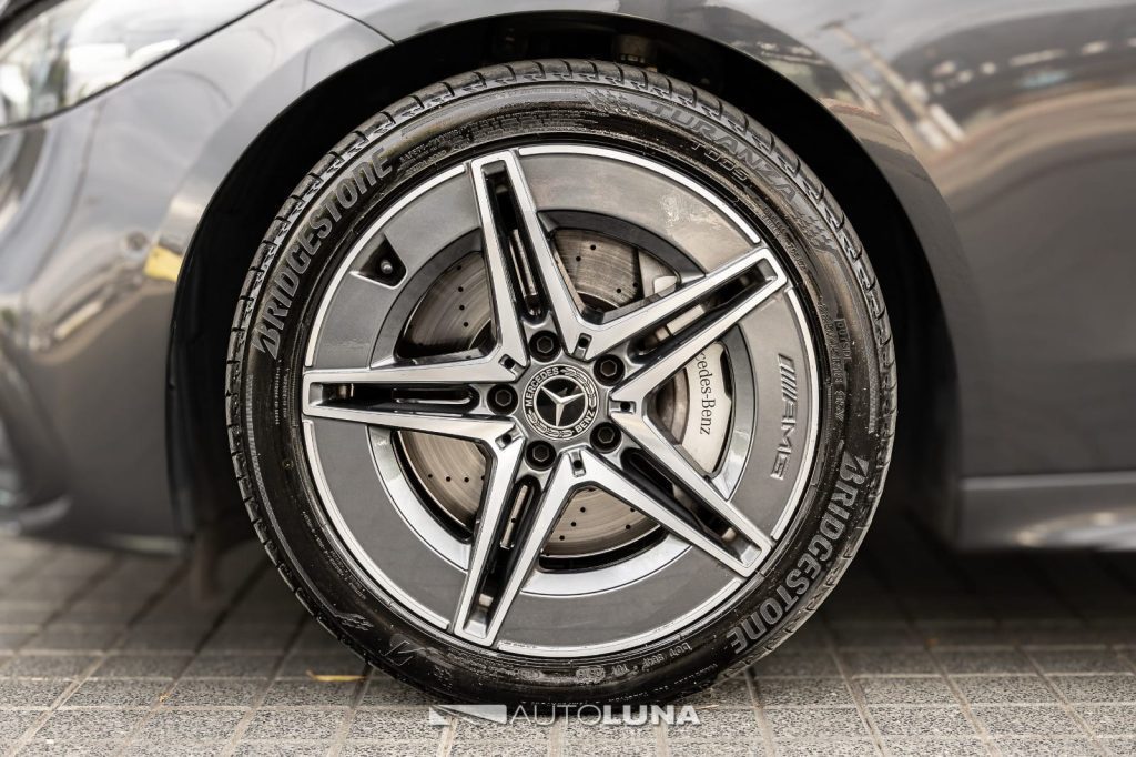 Mercedes-Benz C 300 AMG