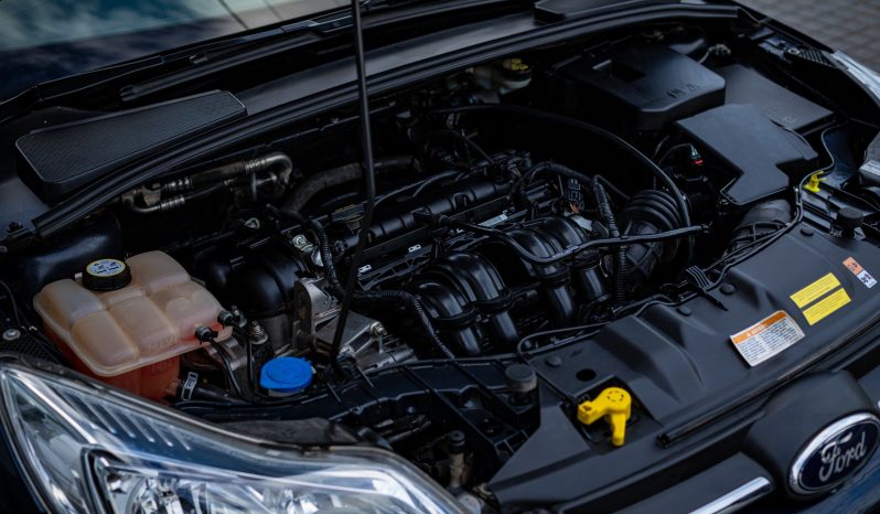 Ford Focus III 1.6 Sedan S 2015 full
