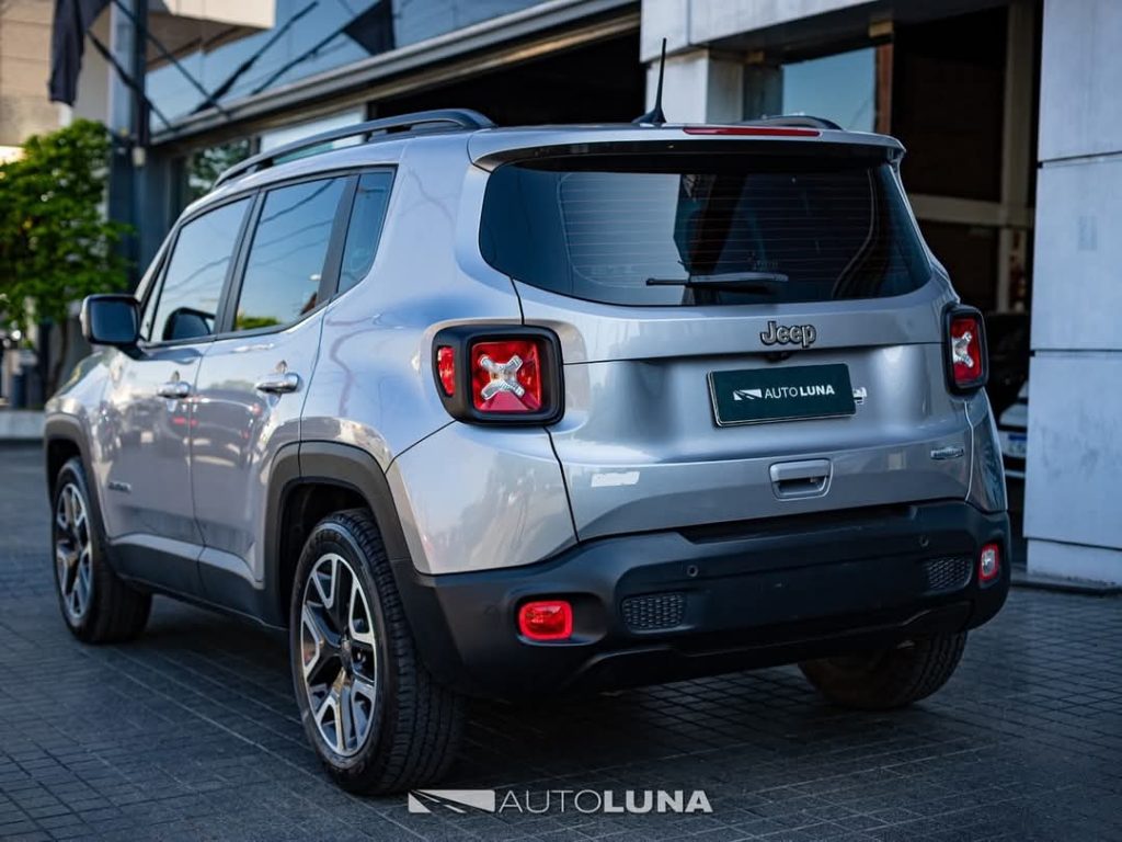 JEEP RENEGADE 1.8 4X2 LONGITUDE AT L18