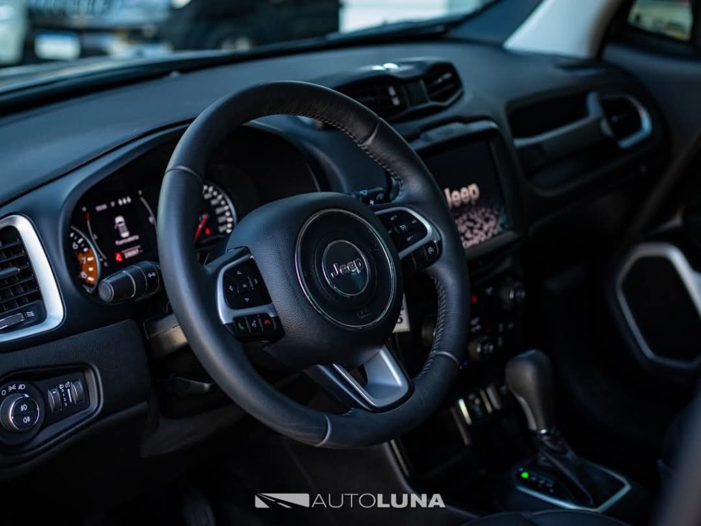 JEEP RENEGADE 1.8 4X2 LONGITUDE AT L18