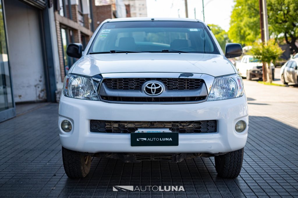 TOYOTA HILUX 2.5 TD 4X2 DC DX PACK L05