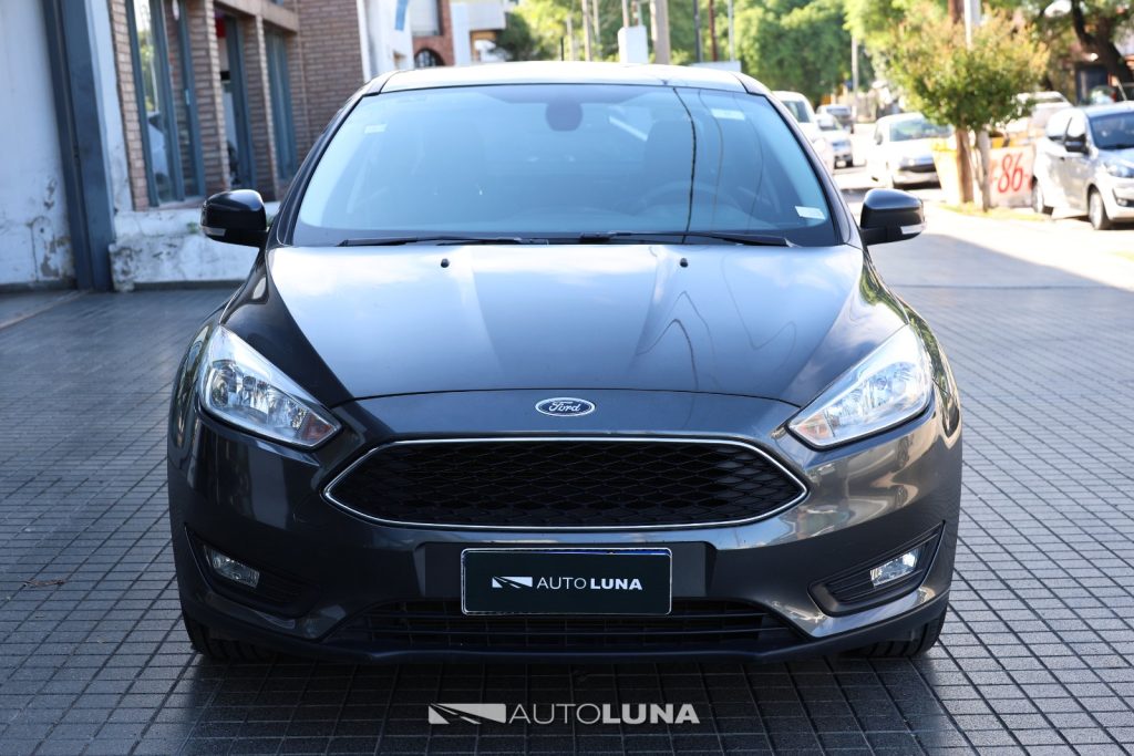 Ford FOCUS 1.6 S 4P L16