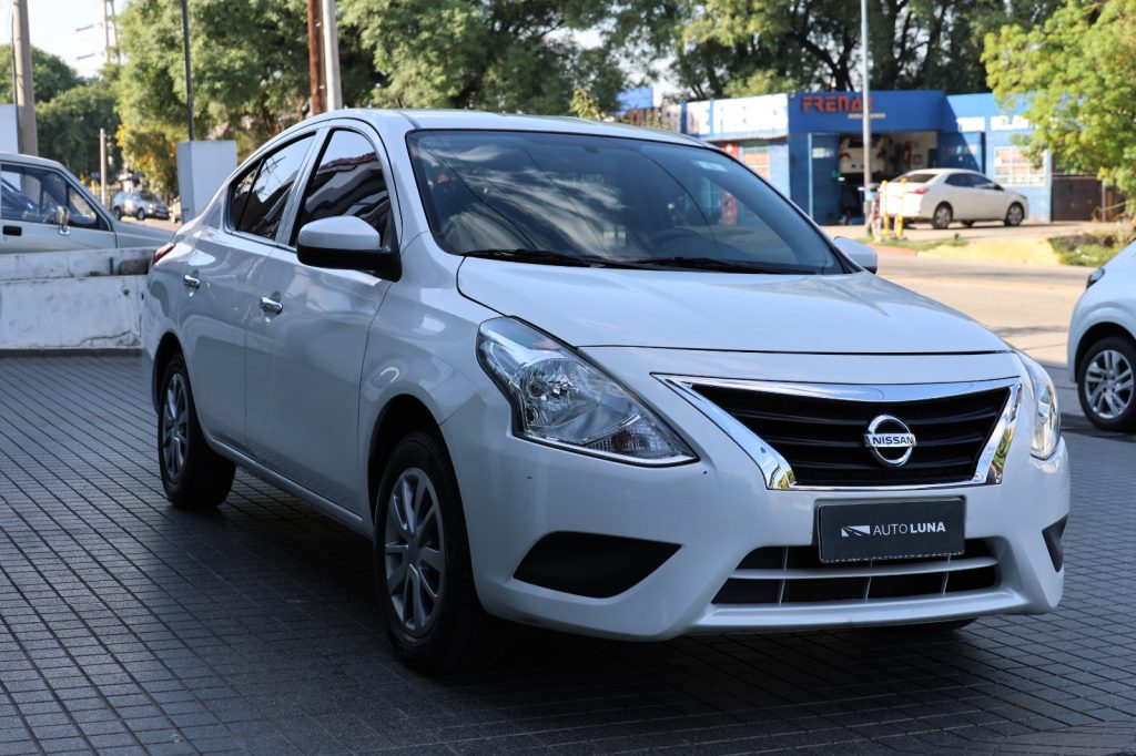 NISSAN VERSA 1.6 SENSE PURE DRIVE AT L18