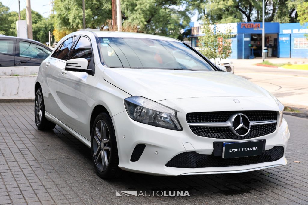 Mercedes-Benz A 200 BLUEEFFICIENCY URBAN T L13