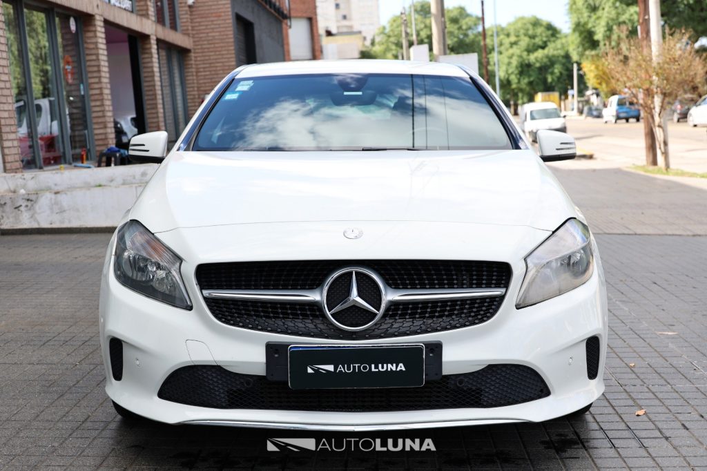 Mercedes-Benz A 200 BLUEEFFICIENCY URBAN T L13