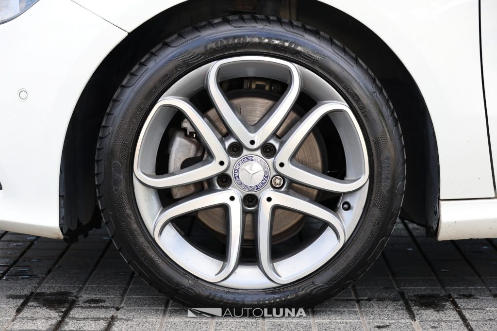 Mercedes-Benz A 200 BLUEEFFICIENCY URBAN T L13