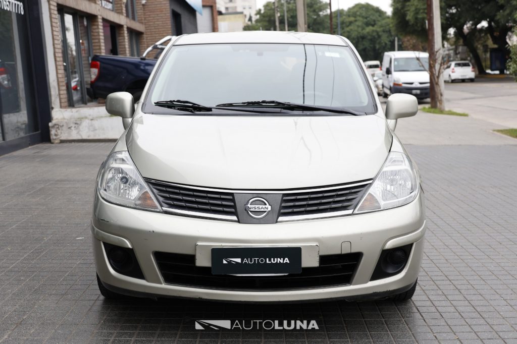 NISSAN TIIDA 1.8 VISIA 5P L08