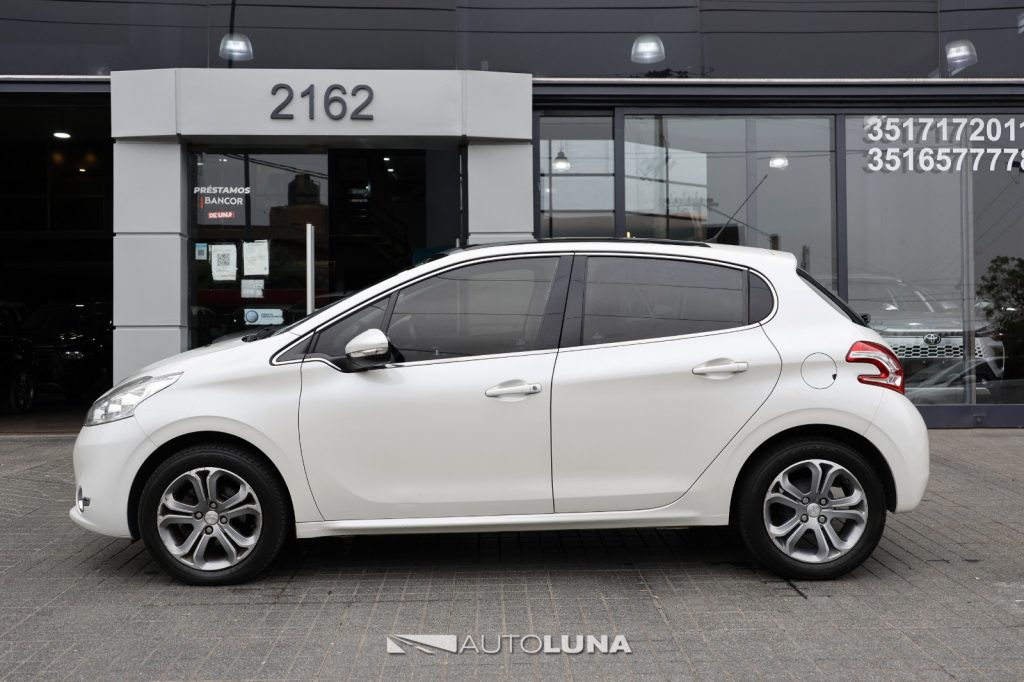 PEUGEOT 208 1.6 FELINE PACK CUIR 5P L13