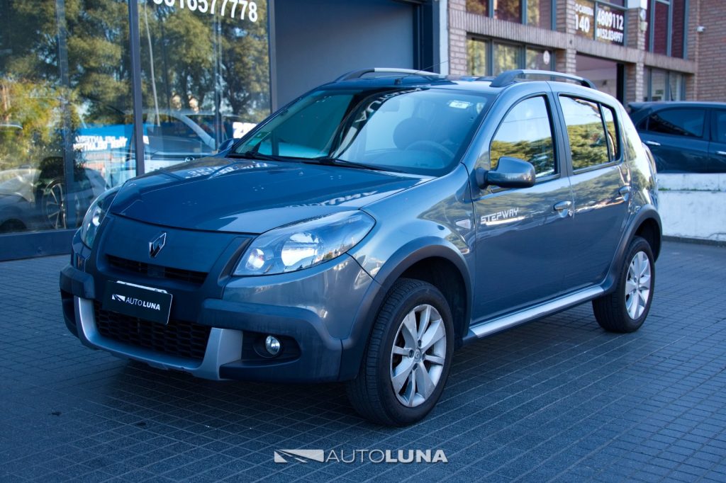 RENAULT SANDERO STEPWAY 1.6 PRIVILEGE L12