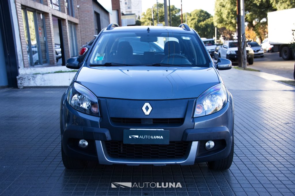 RENAULT SANDERO STEPWAY 1.6 PRIVILEGE L12
