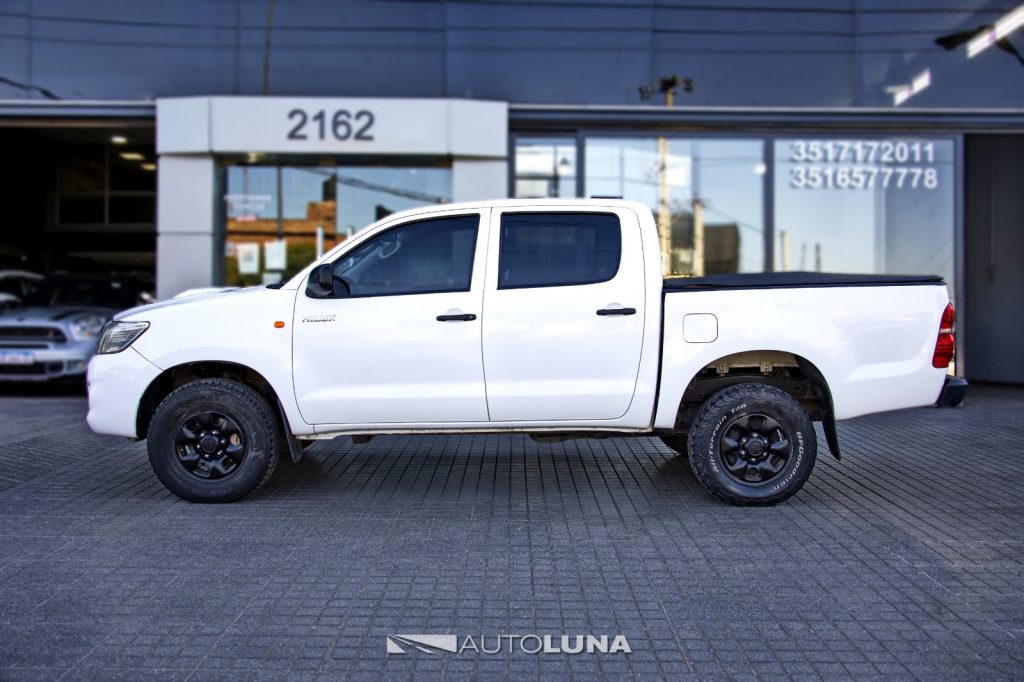 TOYOTA HILUX 2.4 TDI 4X4 DC DX L16