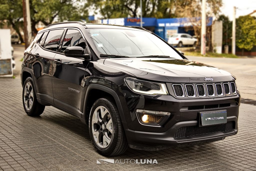 JEEP COMPASS 2.4 LONGITUDE AT6 4X2 L18