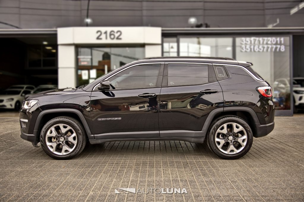 JEEP COMPASS 2.4 LONGITUDE AT6 4X2 L18