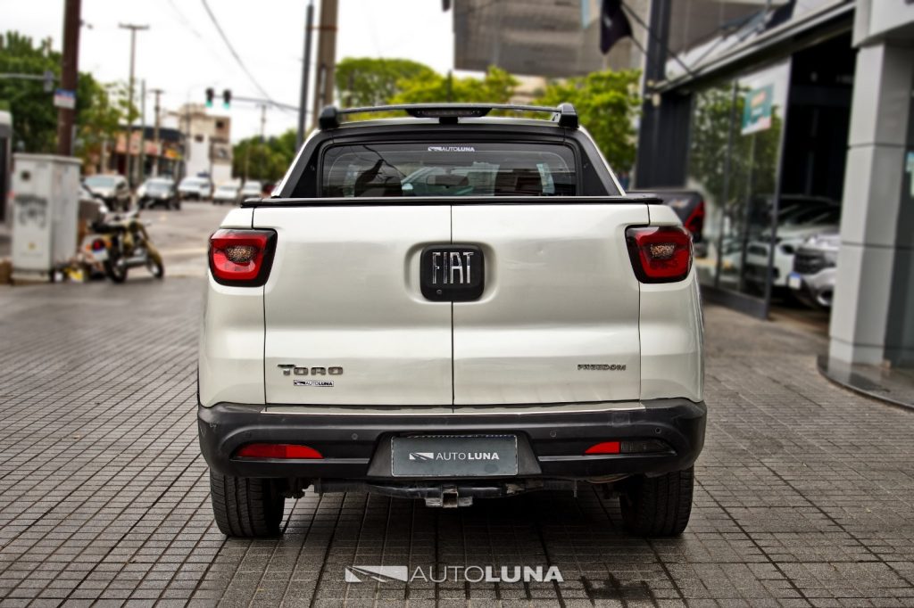 FIAT TORO 1.8 MPI 4X2 FREEDOM AT L19