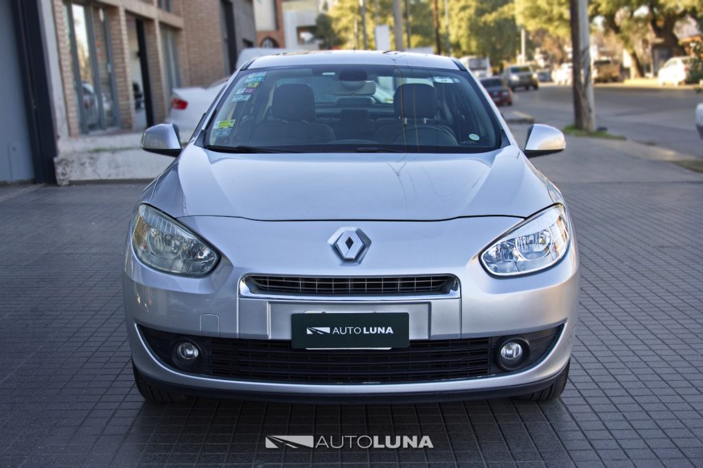 RENAULT FLUENCE 2.0 LUXE L10