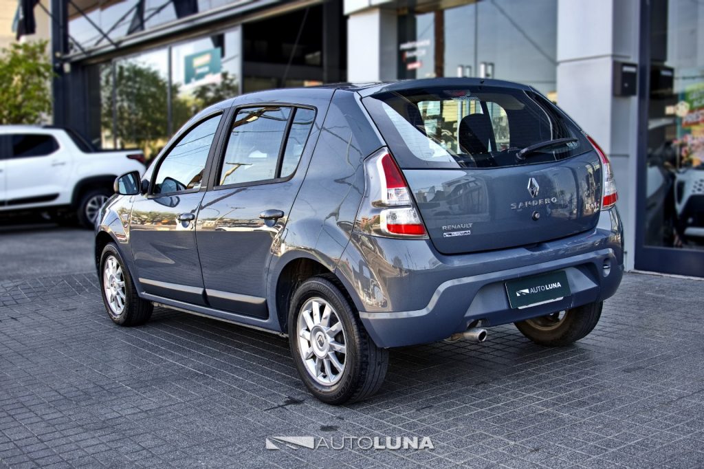 RENAULT SANDERO 1.6 16V PRIVILEGE PACK L15