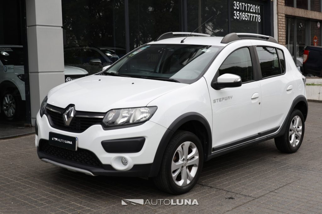 RENAULT SANDERO STEPWAY 1.6 VOLCOM L18