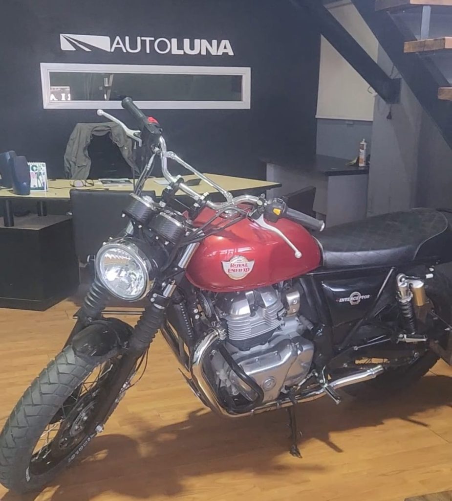 ROYAL ENFIELD INTERCEPTOR STD