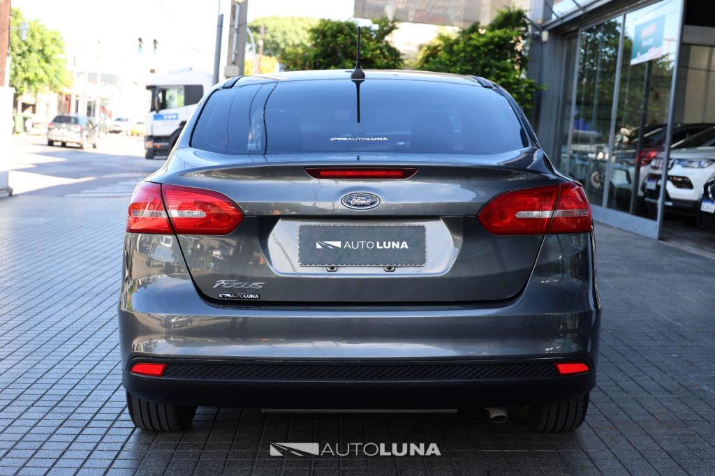 Ford FOCUS 1.6 S 4P L16