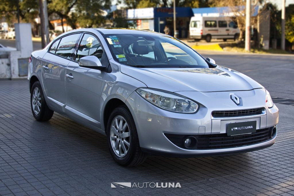 RENAULT FLUENCE 2.0 LUXE L10
