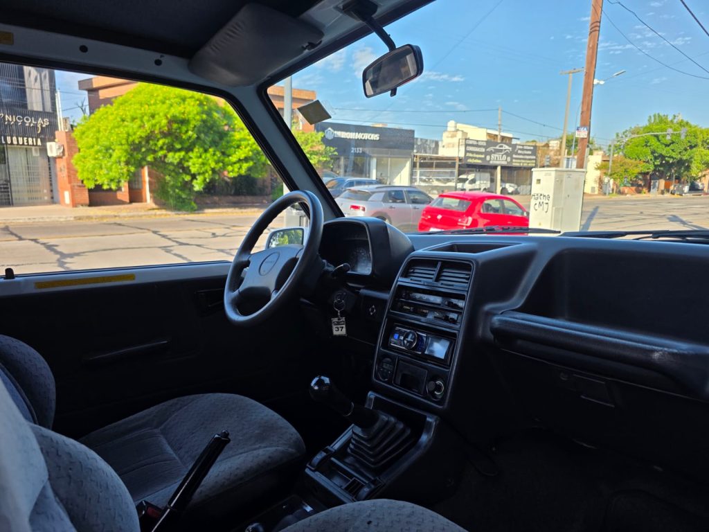 SUZUKI VITARA JLX SIDEKICK 3P L93