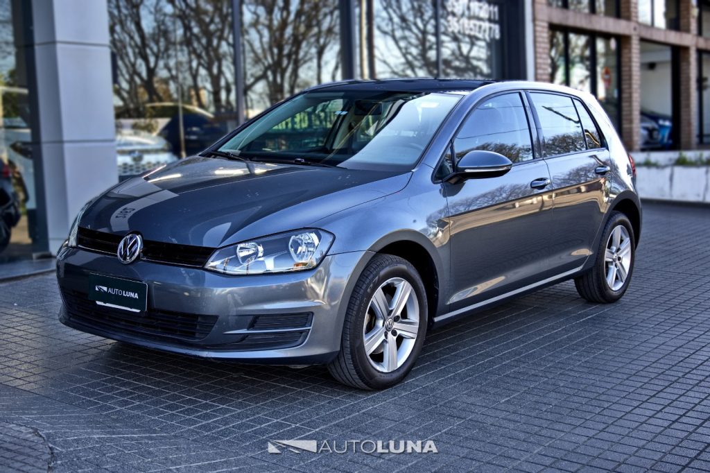 VOLKSWAGEN GOLF 1.6 VII FSI TRENDLINE L15